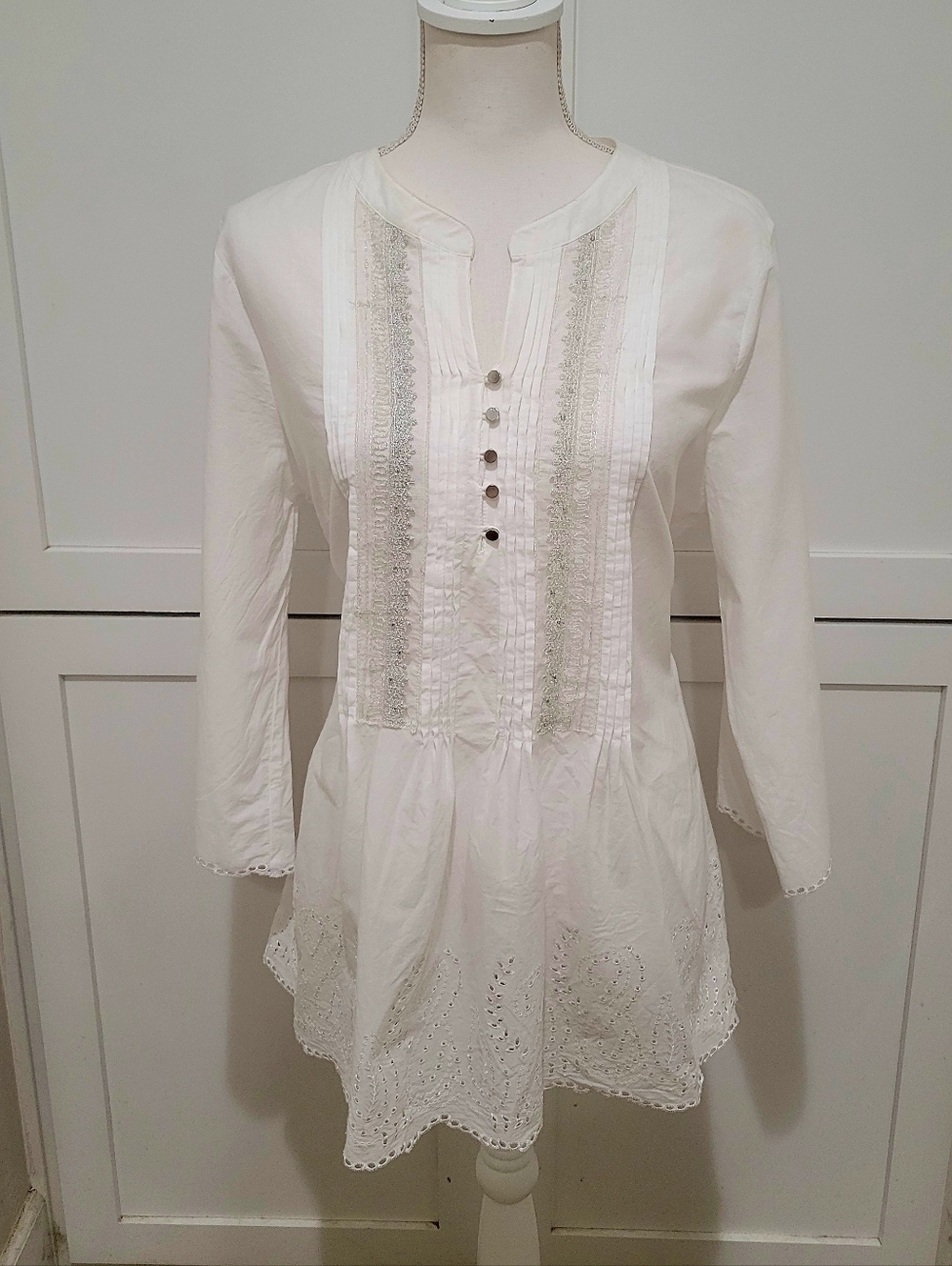 Nurture 100% Cotton White Blouse w/Pintucking | Size Large